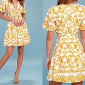 Lulu's Golden Floral Midi Dress size medium